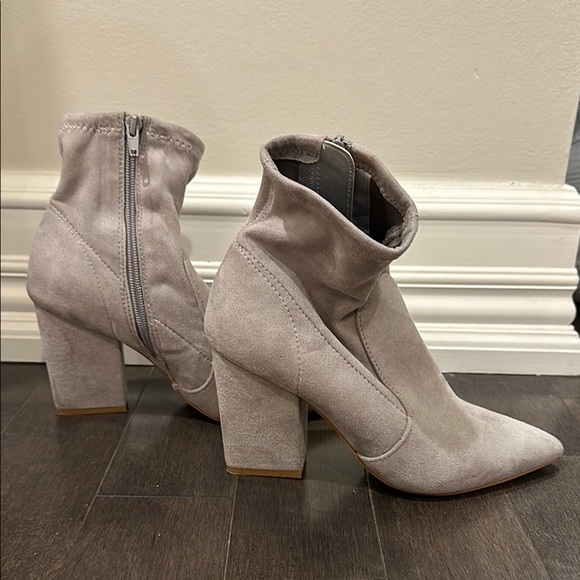 Express Suede Gray Sock Bootie - Picture 4 of 7